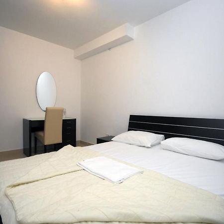 בודווה Apartments Anita מראה חיצוני תמונה