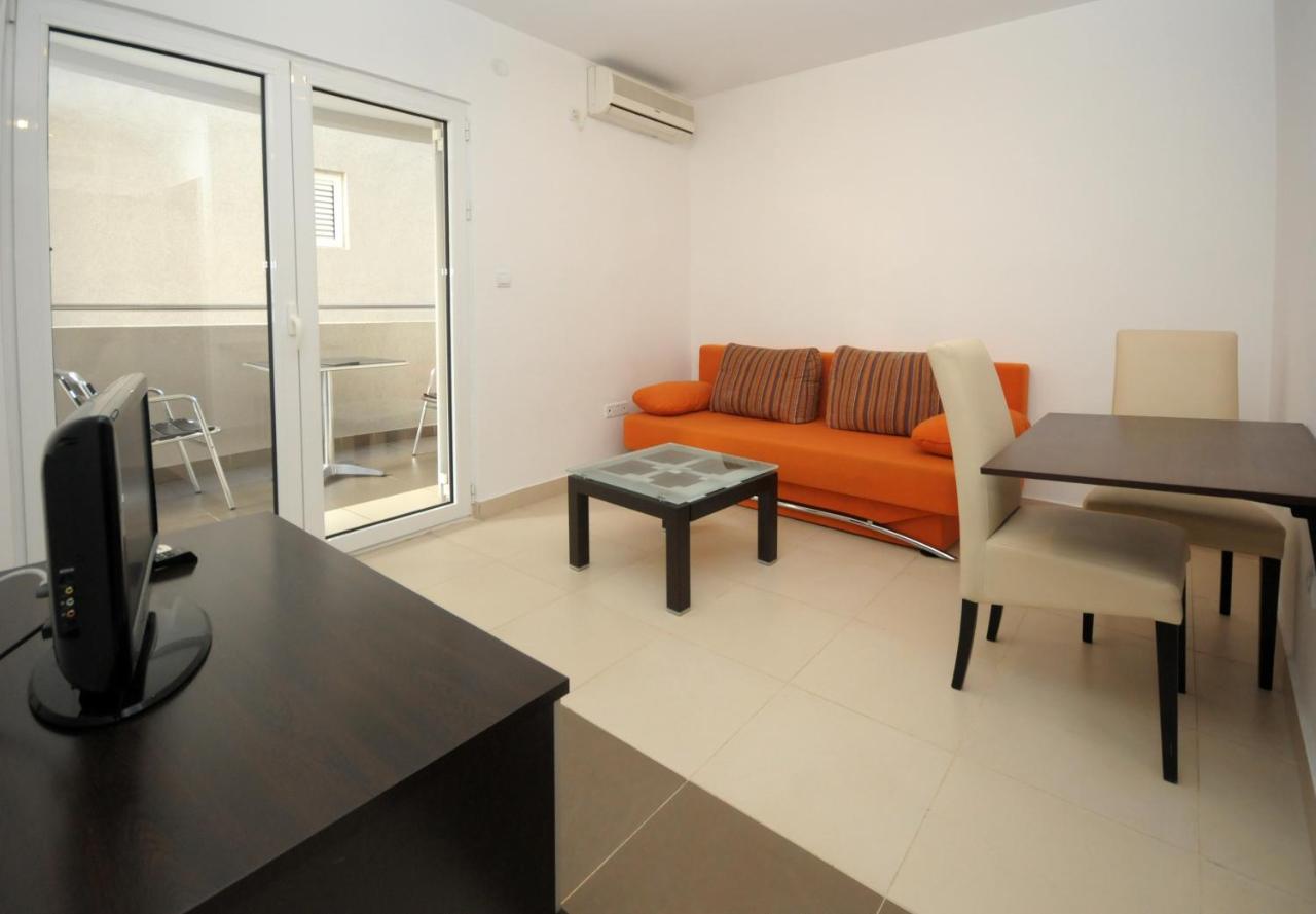 בודווה Apartments Anita מראה חיצוני תמונה