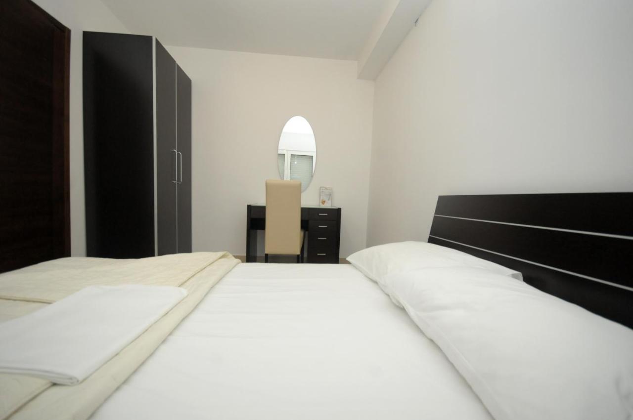 בודווה Apartments Anita מראה חיצוני תמונה